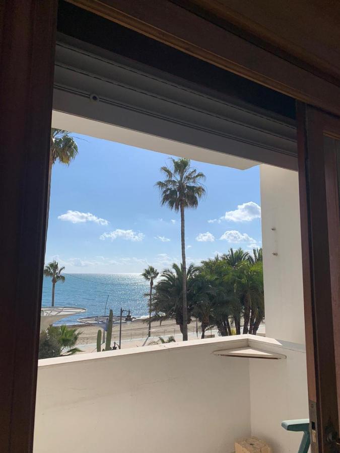 BEACHFRONT PRIMERA LINEA DE PLAYA en Casco Antiguo Estepona Exterior foto